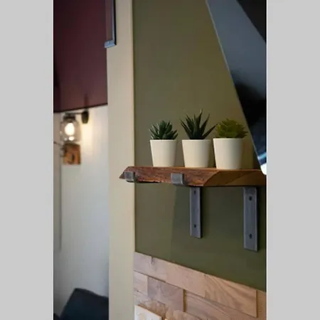 La Gavroche - * Montreuil (Pas-de-Calais)